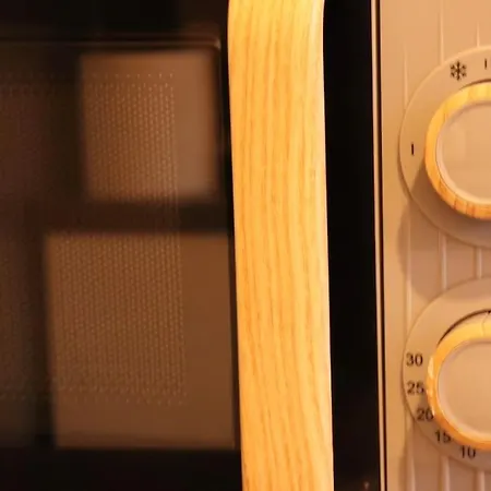 Cozy Family With Free Parking And Wifi リーズ