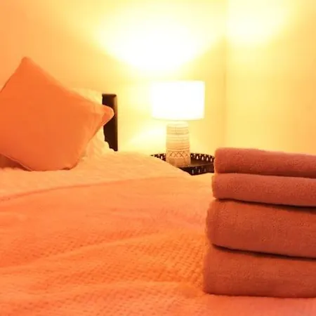 Cozy Family With Free Parking And Wifi