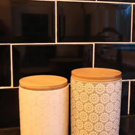 Cozy Family With Free Parking And Wifi Apartment Leeds (West Yorkshire)