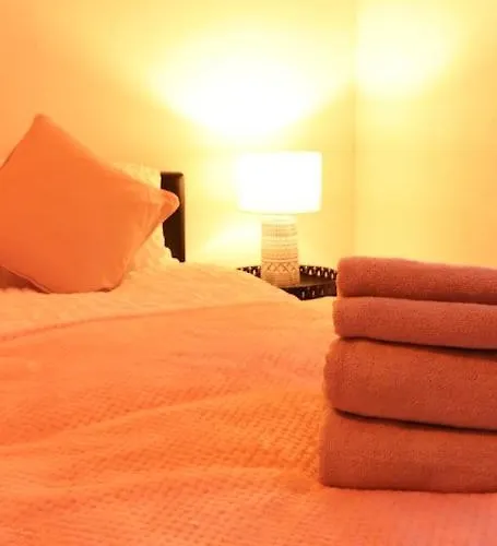 Cozy Family With Free Parking And Wifi