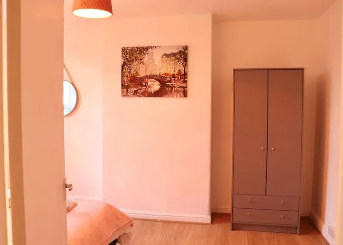 Apartment Cozy Family With Free Parking And Wifi *