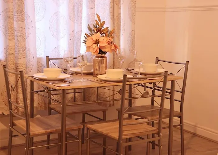 Apartment Cozy Family With Free Parking And Wifi Leeds (West Yorkshire)