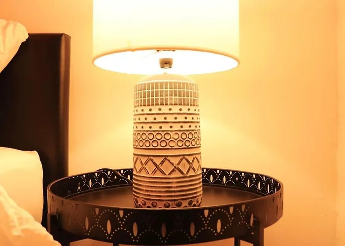 Cozy Family With Free Parking And Wifi * Leeds (West Yorkshire)