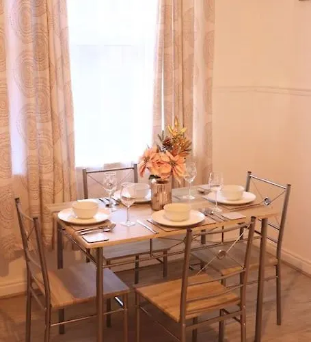 Cozy Family With Free Parking And Wifi *