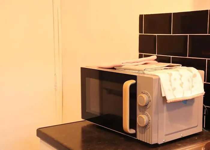 Cozy Family With Free Parking And Wifi Apartment *