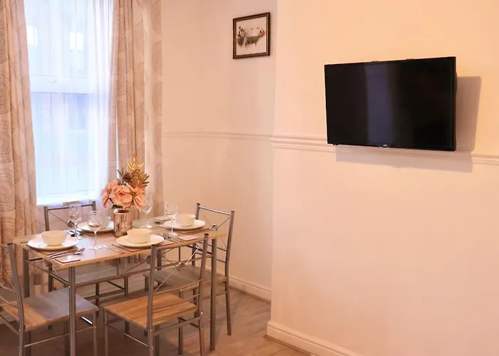 Apartment Cozy Family With Free Parking And Wifi Leeds (West Yorkshire)