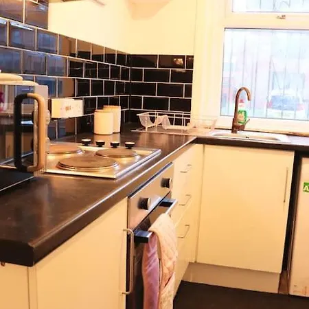 Cozy Family With Free Parking And Wifi Lejlighed Leeds (West Yorkshire)