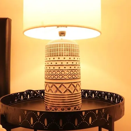 Cozy Family With Free Parking And Wifi * Leeds (West Yorkshire)