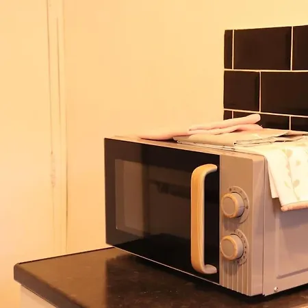 Cozy Family With Free Parking And Wifi Apartment *