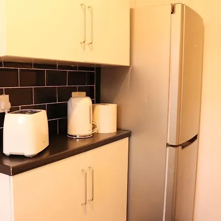 Apartment Cozy Family With Free Parking And Wifi *